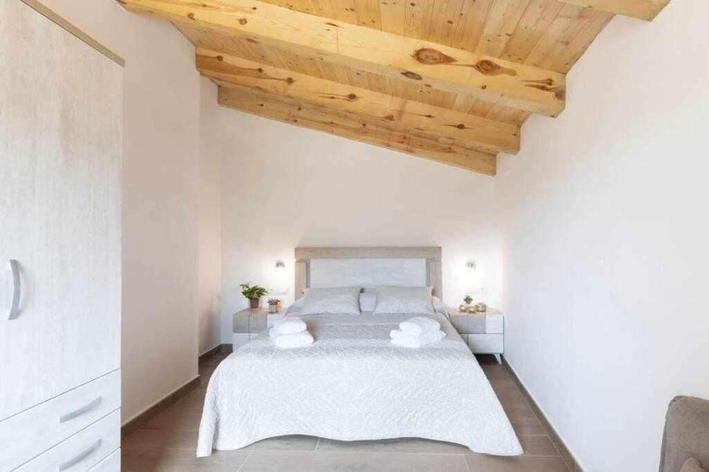 Villarroya de los Pinares Apartamentos El Mirador מראה חיצוני תמונה